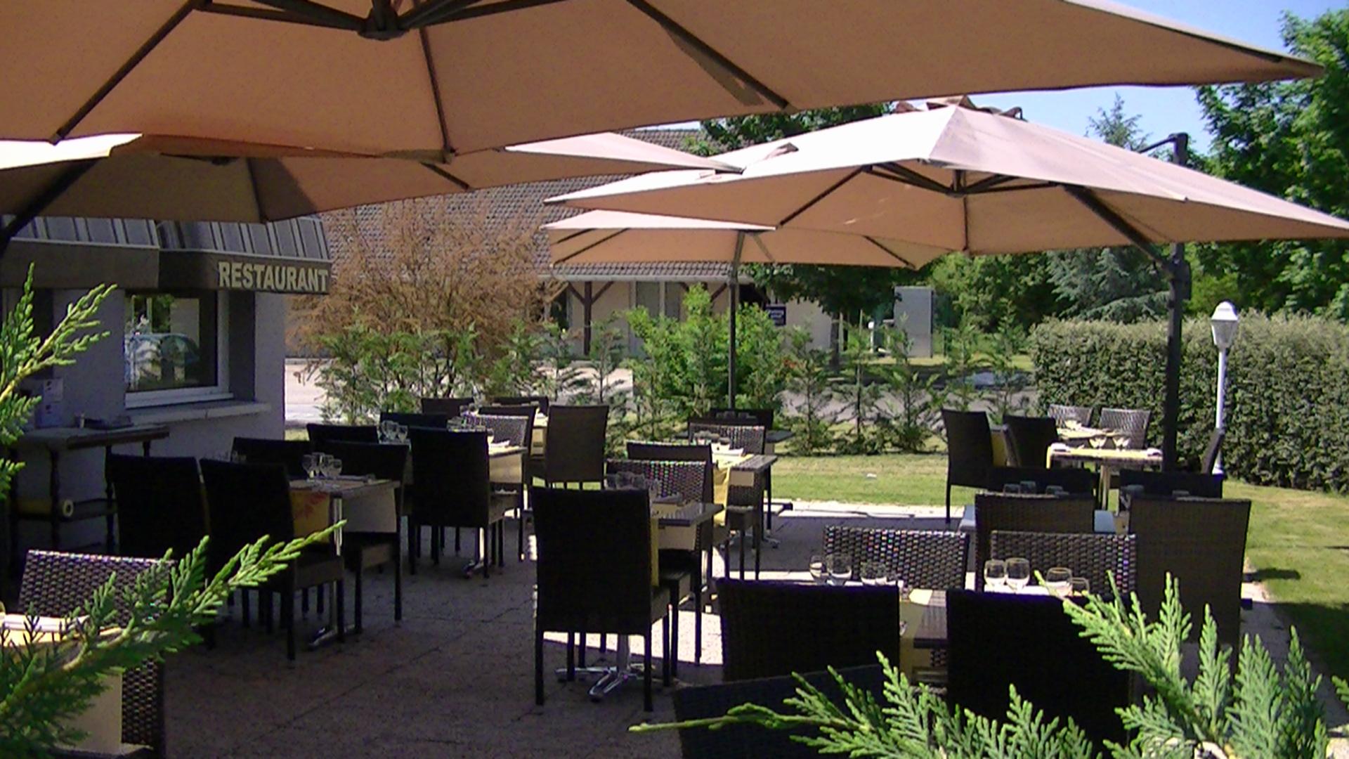 Kyriad Auxerre Appoigny Exterior foto